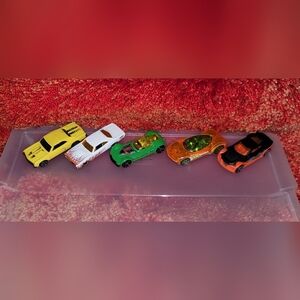 Lot of 5 Hot Wheels cars